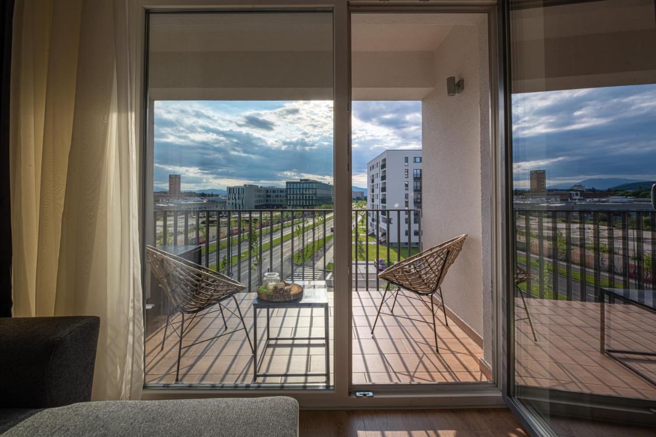 Ara Apart Hotel Braşov Exterior foto
